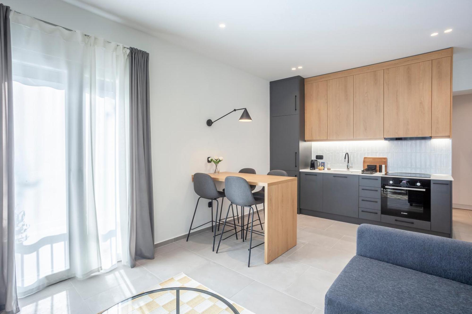 Mazi Rooms Charilaou 2,3 Thessaloníki Ngoại thất bức ảnh